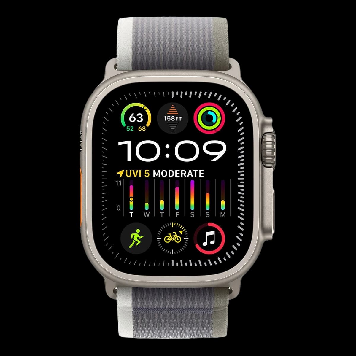 Apple Watch Ultra 2 (2023), 49 мм корпус из титана цвета «Natural», ремешок Trail Loop размера M/L цвета «Green/Gray»